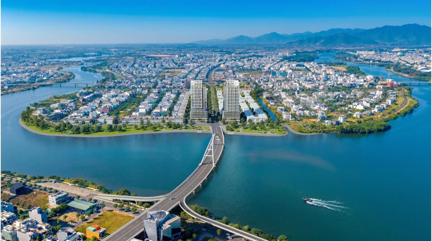 Sống Gần Cầu Bùi Tá Hán: Hoà Xuân Và Nam Việt Á