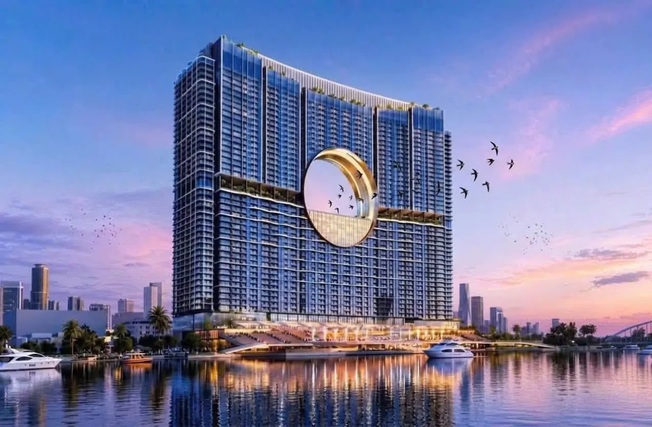 Sun Galaxy Complex, phối cảnh về đêm có pháo hoa