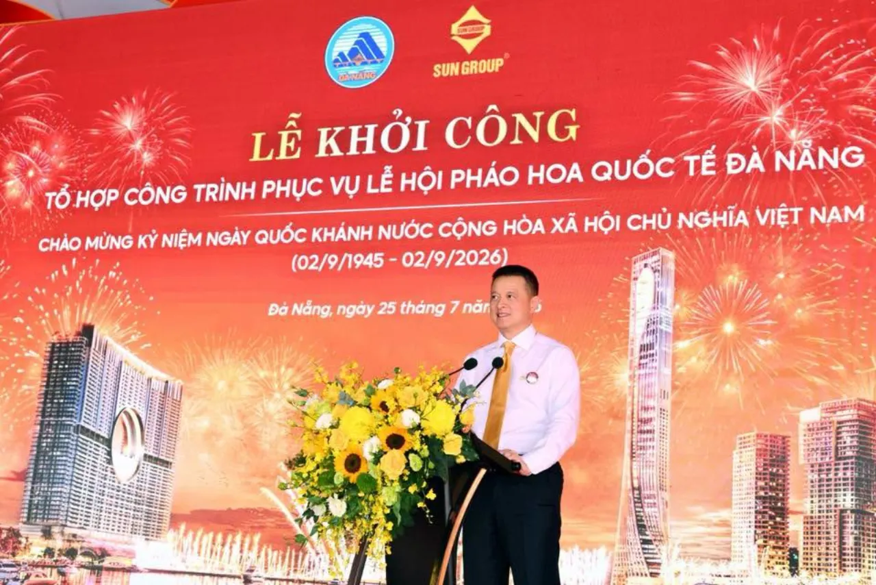 Ai Đứng Sau Trung Tâm Thương Mại Sun Galaxy Complex?